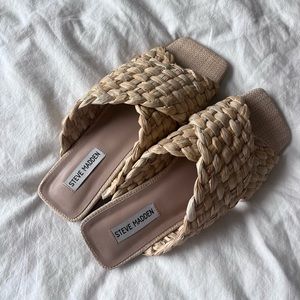 Steve Madden Marina raffia slip on square toe sandals shoes size 9.5 EUC